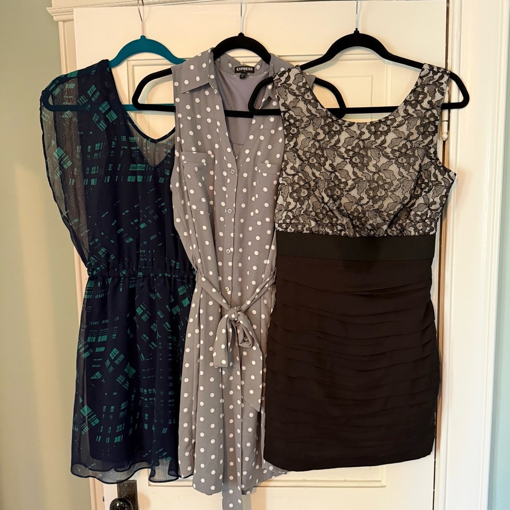 Vintage Express Dresses | 3 for 1! 👗